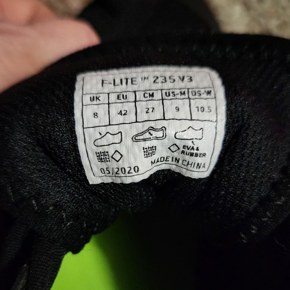 INOV 8 black athletic running shoes.  F-Lite 235 V3 - Picture 6 of 7